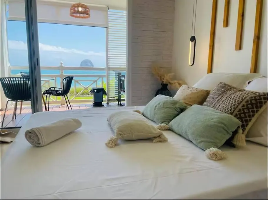 Appartement La Kazaval, Vue Imprenable Sur La Mer Le Diamant 0*,  Martinique